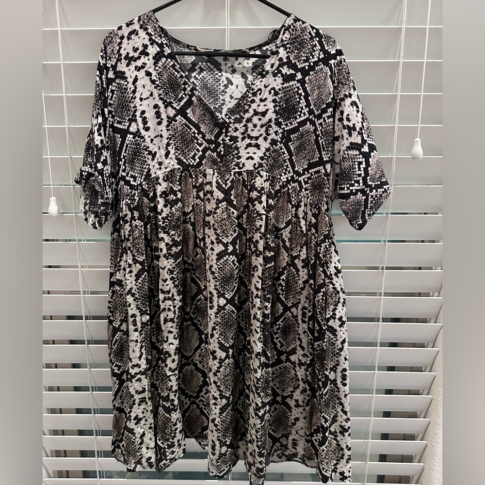 Zara snake print babydoll Dress XS